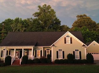 2111 Black Walnut Farm Rd, Hillsborough, NC 27278