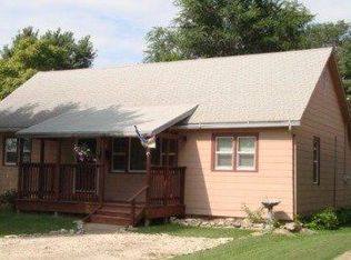 317 S Freeborn St, Marion, KS 66861