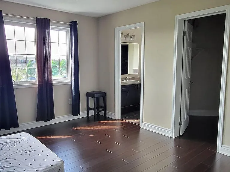 207 Dymott Ave — Photo 10
