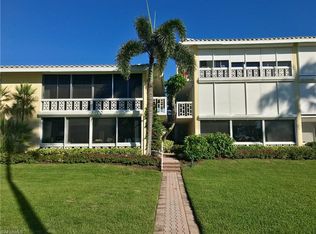 2082 Gulf Shore Blvd N, Naples, FL 34102