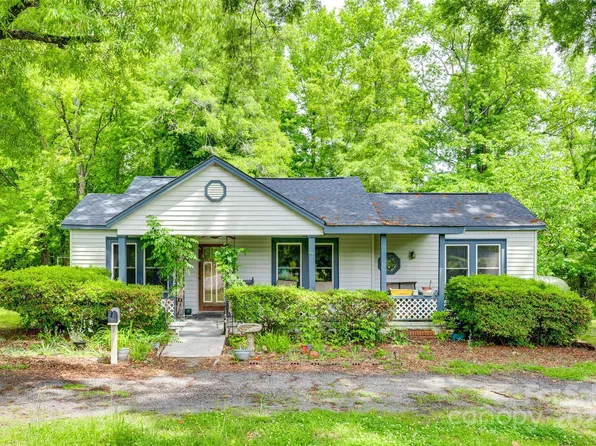 622 Neelys Creek Rd, Rock Hill, SC 29730