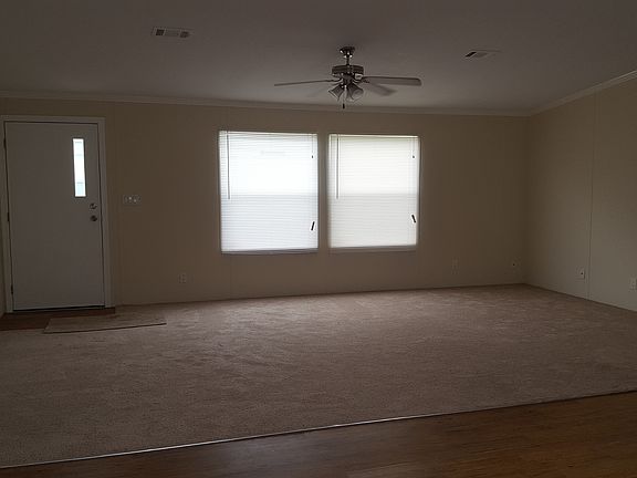3rd image of 3882 Covington Dr