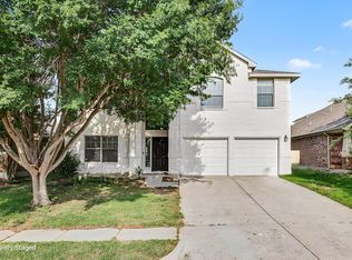 1816 Marlin Dr, Aubrey, TX 76227