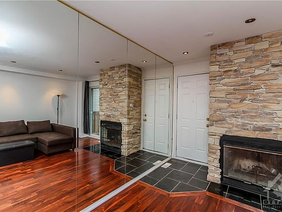 4th image of 54 Thornbury Cres