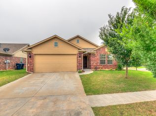 2501 Fawn Lily Rd, Oklahoma City, OK 73128