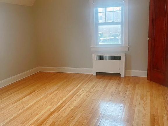 5th image of 8601 Eton St