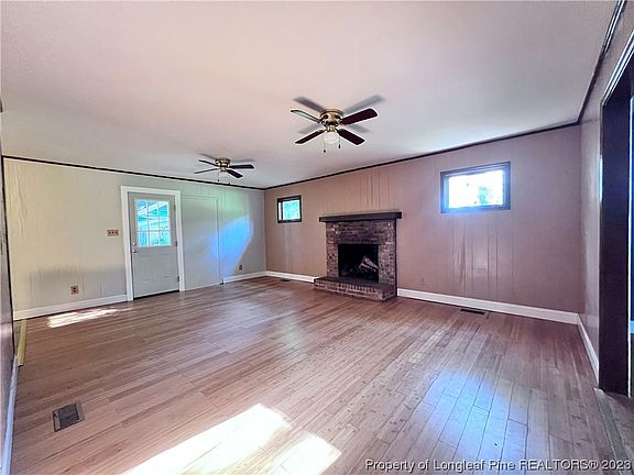 4th image of 310 Vernon Ct