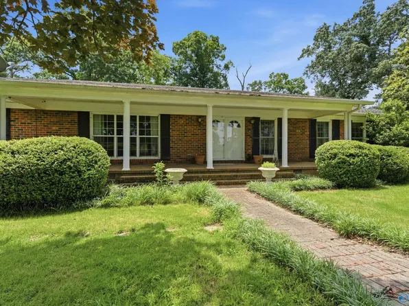 274 County Road 337, Section, AL 35771