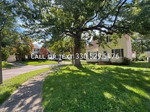 1276 Oakland Dr, Lyndhurst, OH 44124