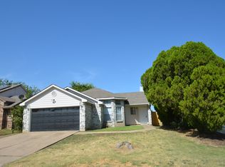 8412 Tallahassee Ln, Fort Worth, TX 76123