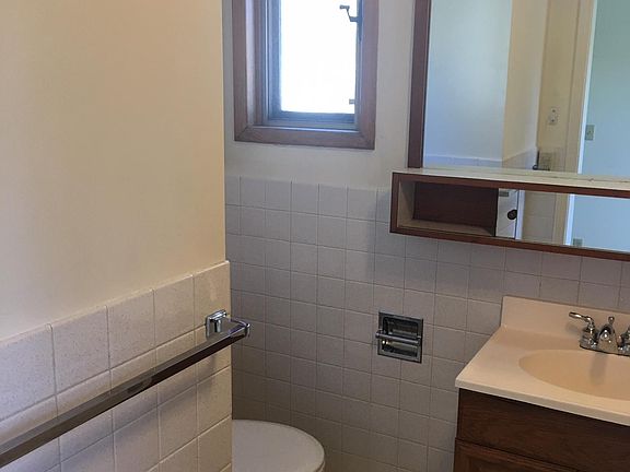 3rd image of 163 Columbus St #3