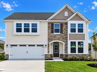 11 Halsey St, Central, SC 29630