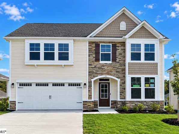 11 Halsey St, Central, SC 29630