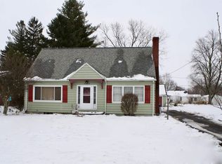 806 N Jefferson St, Ossian, IN 46777