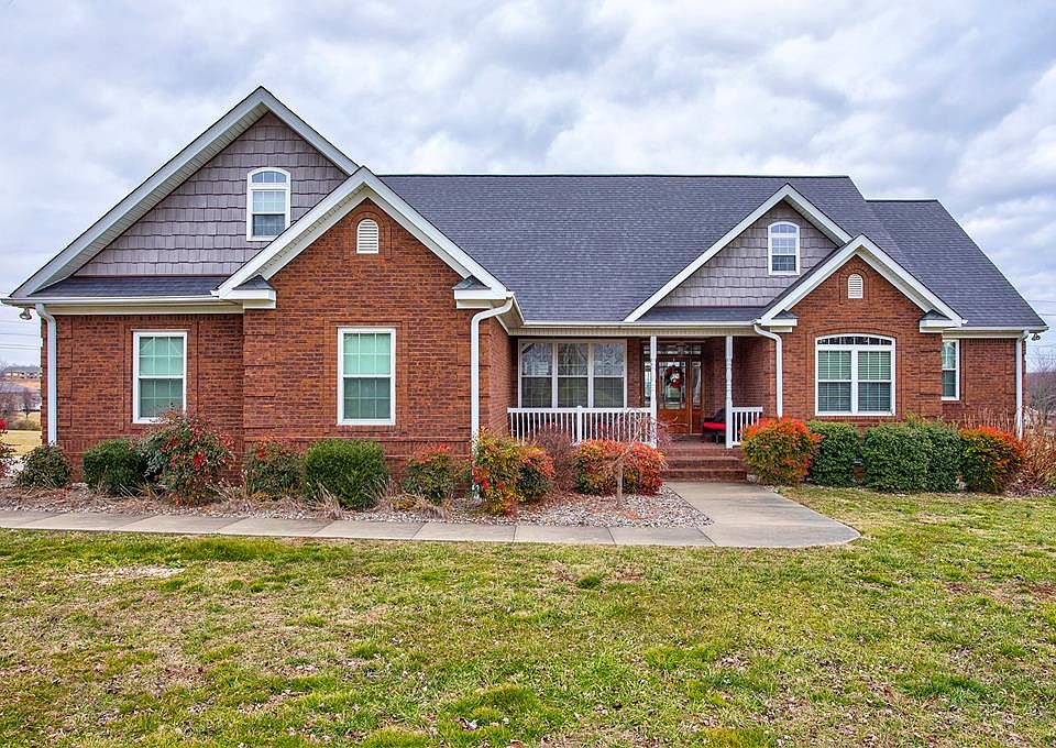 1st image of 104 Karakal Dr