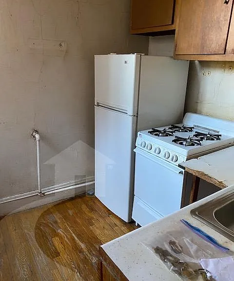 335-A Harvard St #7 — Photo 2