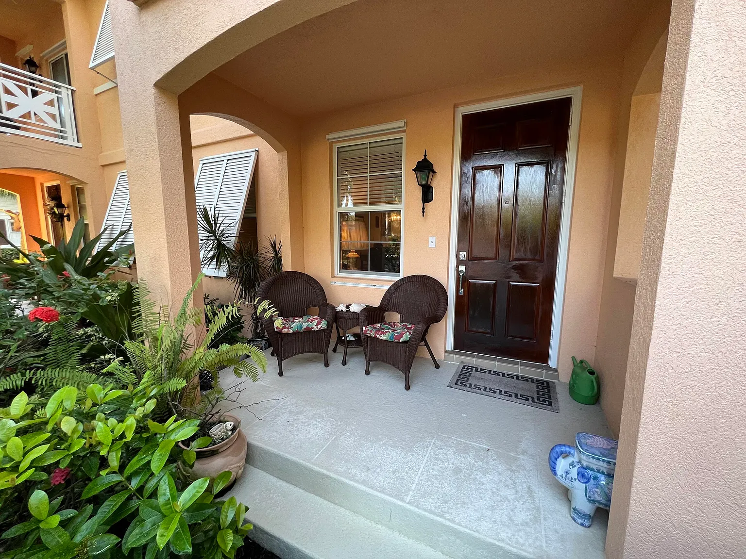 3 bed, 2.5 bath, 1670 sqft, $4,200 — Photo 3