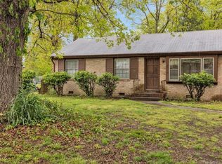 6319 Meadowburm Dr, North Chesterfield, VA 23234