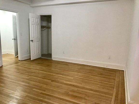4th image of 135 E 50th St APT 8K