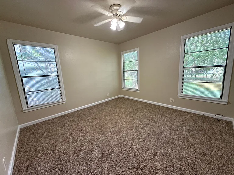 303 Cloud St — Photo 6