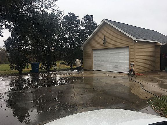 Second garage and half bath