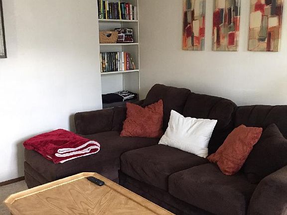Living Room - Bookshelves