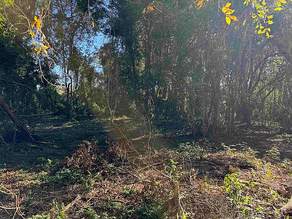5th image of 0 Wildwood Dr