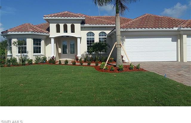 1st image of 4402 SW 19th Pl
