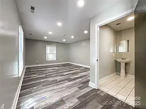 1804 Lucas Ln — Photo 6