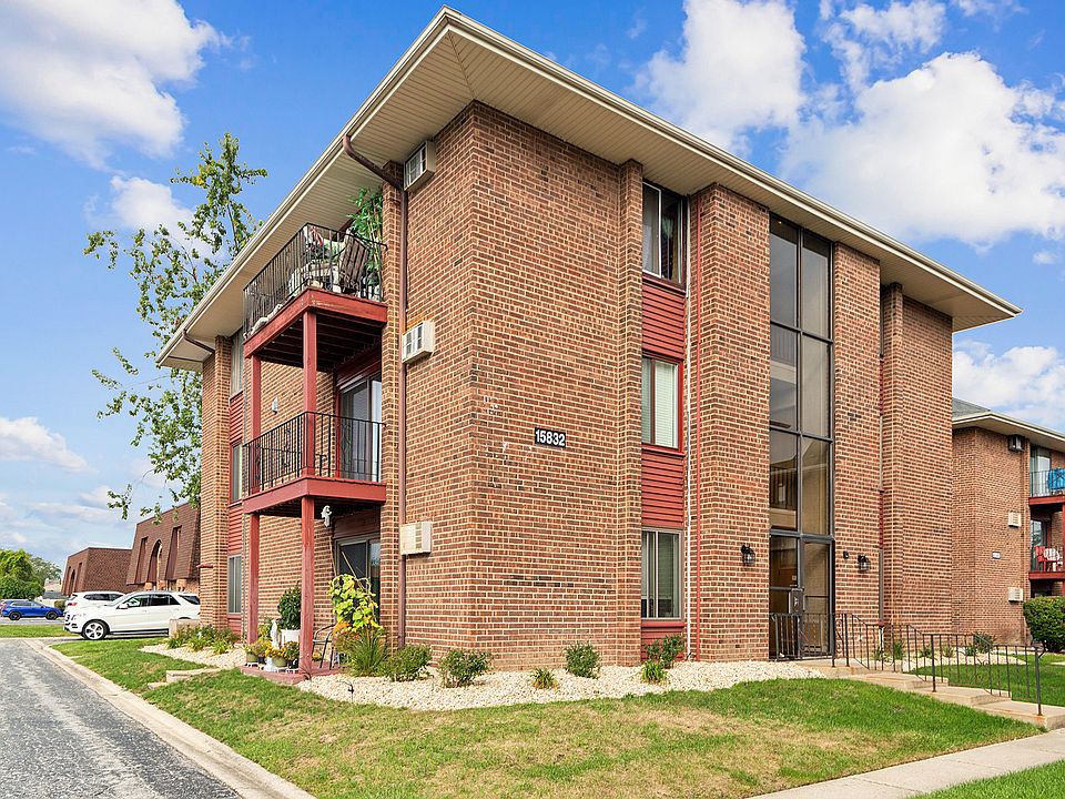 1st image of 15832 Terrace Dr Unit 3N