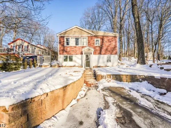 335 Knox Way, Hopatcong Boro, NJ 07843