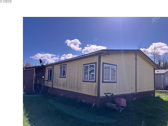 2nd image of 2519 NE 205th Ave