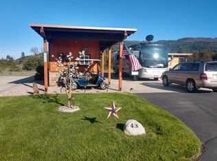 43 Sandtrap Ln, Blanchard, ID 83804