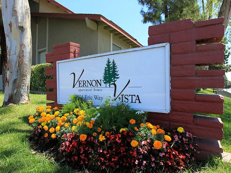 Vernon Vista Townhomes