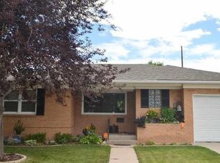 3223 Forest Dr, Cheyenne, WY 82001