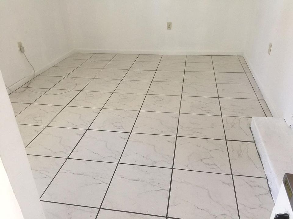 2nd image of 900 NE 173rd St #1