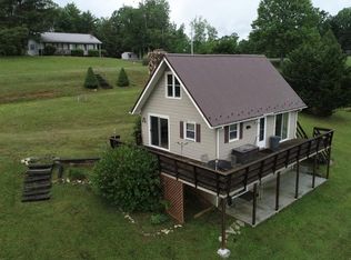 656 Kanawha Ridge Rd, Dugspur, VA 24325