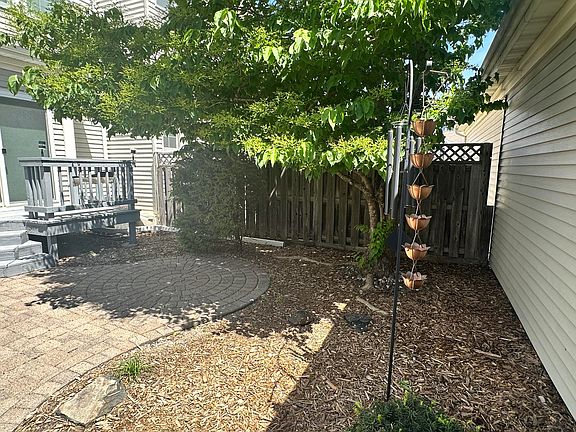 5th image of 2704 Bristol Dr