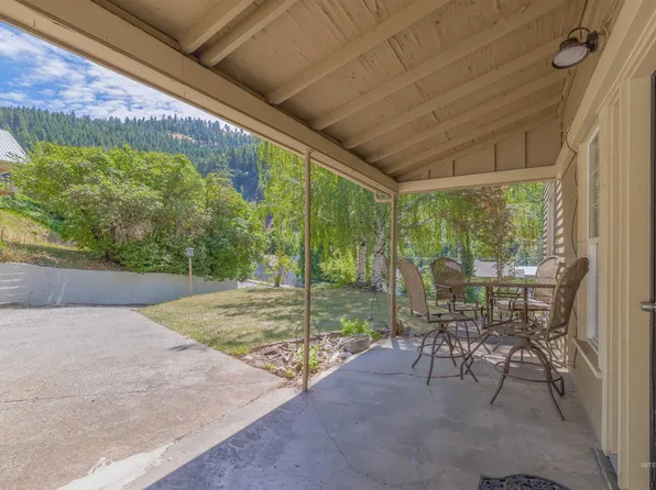 812 E Main St, Kendrick, ID 83537
