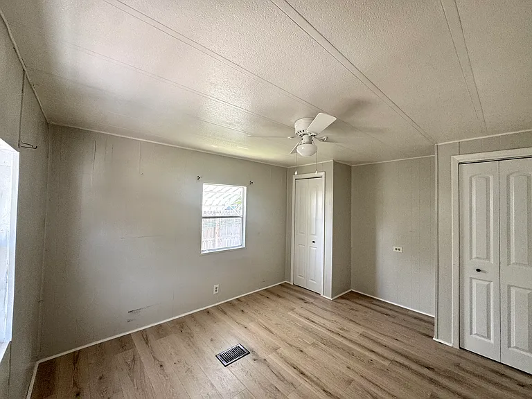 4152 Richmond Ave — Photo 16