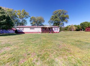 605 Oak Grove Rd, Trezevant, TN 38258
