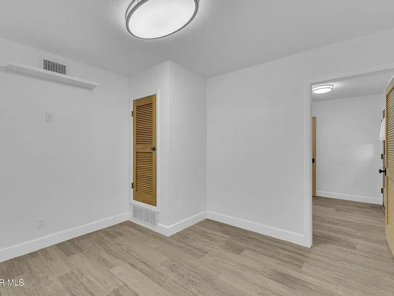 19004 Bremerton Dr — Photo 20