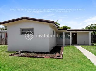 254 Glouchester St, Boca Raton, FL 33487