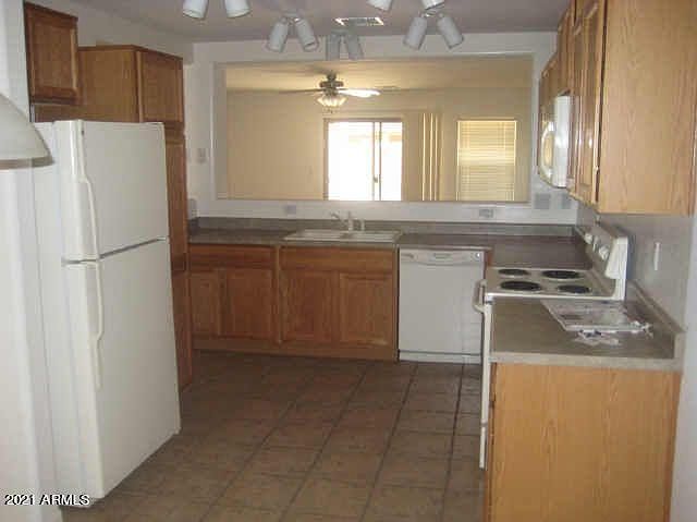 2nd image of 1213 W Roosevelt Ave