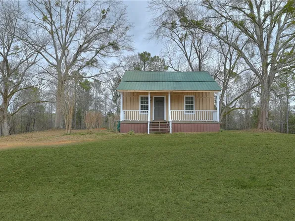 1894 W Lafayette St, Dadeville, AL 36853