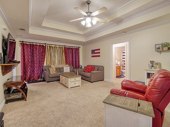 5th image of 32 Mary Carter Ln