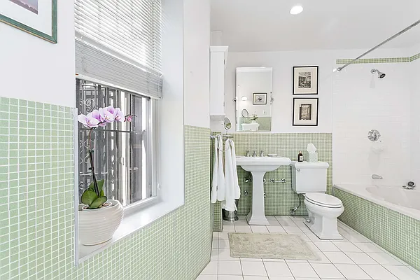 Sold by Compass | media 4