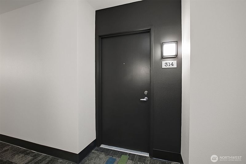 2nd image of 1610 Belmont Avenue #314
