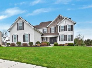 7409 Cedar Rd, Macungie, PA 18062