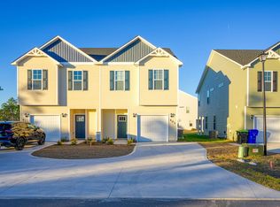 403 Vandemere Ct, Holly Ridge, NC 28445